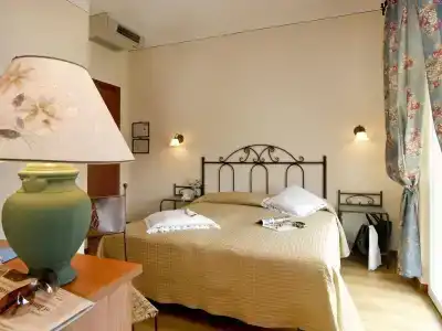 Al Caminetto - Adults Only - 3