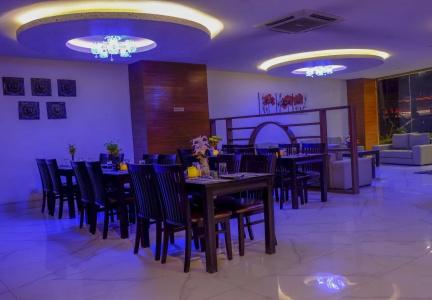 Regal Airport - 22