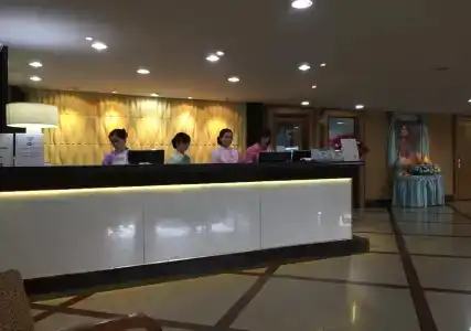 The Patra Rama 9 - 17
