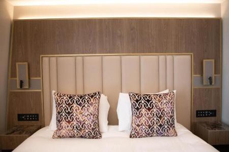 Merit Kensington - 30