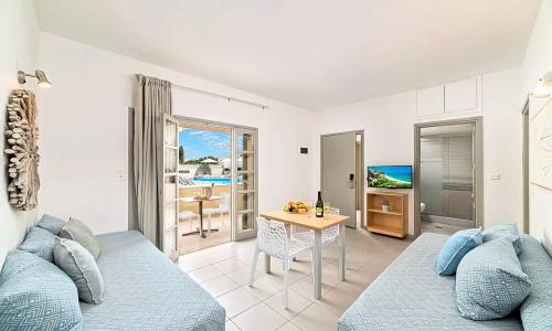 Elounda Garden Suites Heated Pool - 93
