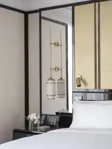 The Peninsula - 26