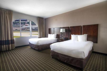Clarion Inn & Suites Miami International Airport - 6