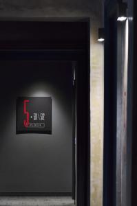 The Modernist - 47
