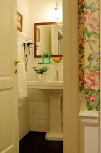 Guest House Arco Dei Tolomei - 24