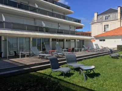 Hôtel Point France - 79