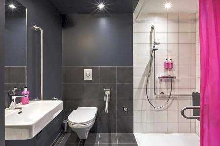 Moxy Lausanne City - 23