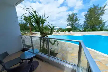 Best Western Okinawa Onna Beach - 37