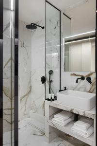 Athens Flair - 6