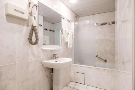 Quality Hôtel Christina Lourdes - 7