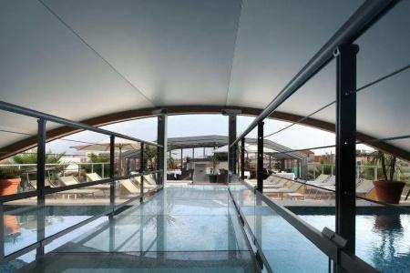 Goldstar  & Suites - 18