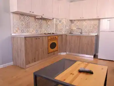 Oda Tirana - 113