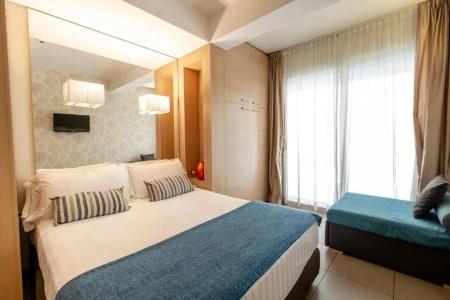 Le Rose Suite - 123