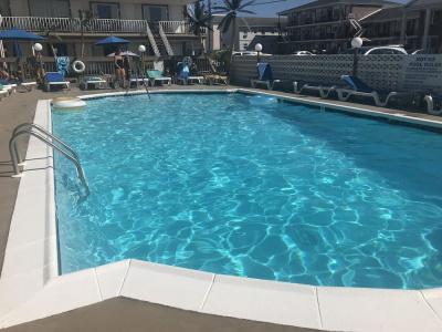 Pyramid Resort - 11