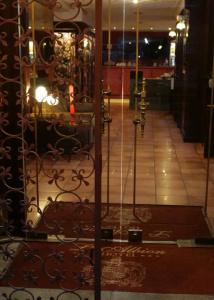 Adonis Ajaccio - Hôtel Albion - 13