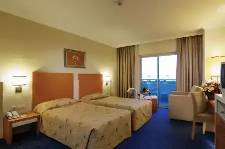 Crystal Admiral Resort Suites & Spa - Ultimate All Inclusive - 6
