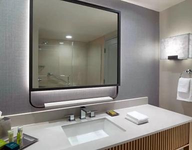 Hilton Anatole - 90