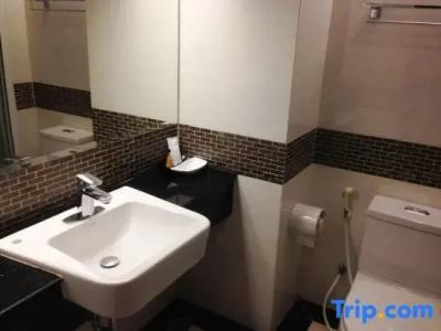 August Suites - 104