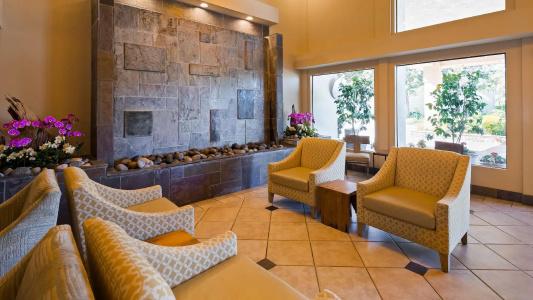 Best Western Plus Inn - 14