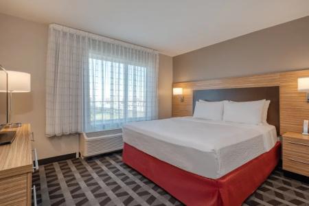 TownePlace Suites by Marriott Indianapolis Airport - 42
