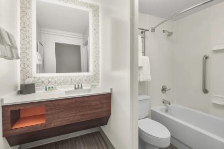 Holiday Inn Charleston-Riverview, An Ihg - 71