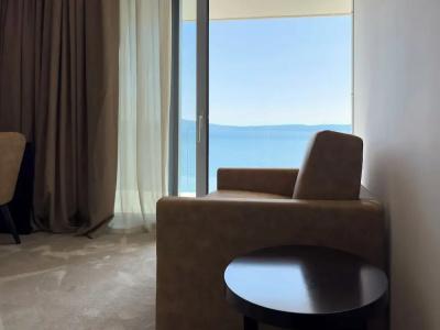 Luxury Amabilis - 90