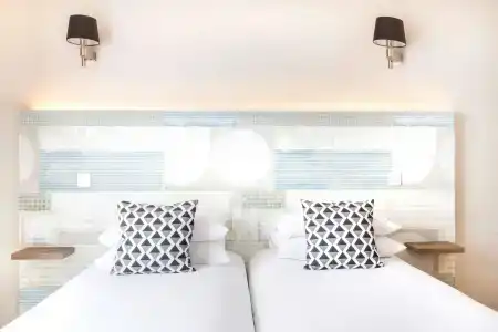 Best Western Plus Antibes Riviera - 61