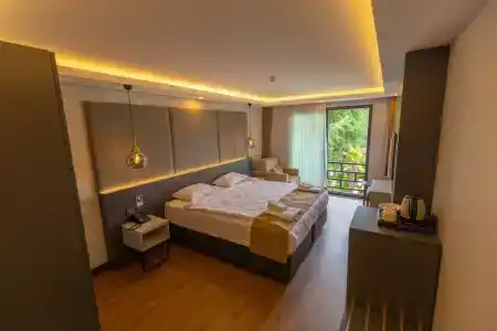 Santana Otel - 85