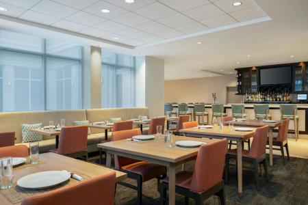 Hilton Garden Inn Oceanfront - 35