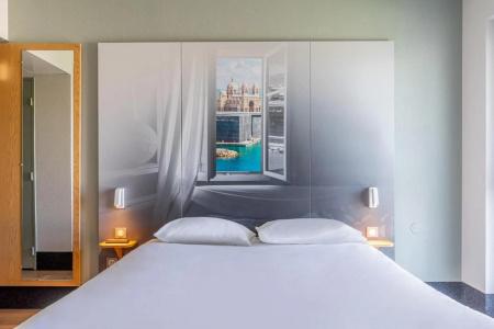 b&b hôTel Marseille Euromed - 3