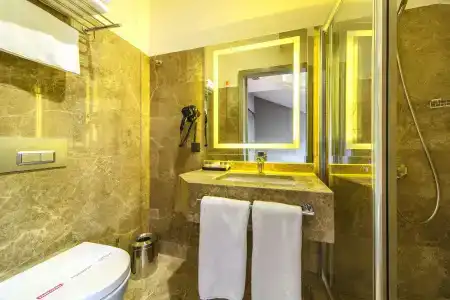 The City Suites - 7