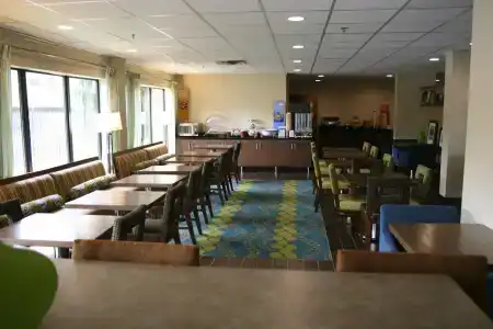 Best Western Plus - 23