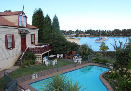Waterfront Lodge - 14