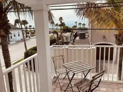 Coconut Inn Pass-a-Grille Beach - 93