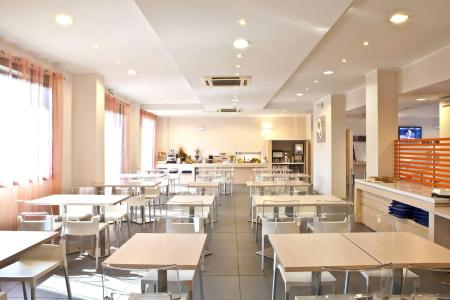 Holiday Inn Express, An Ihg - 20