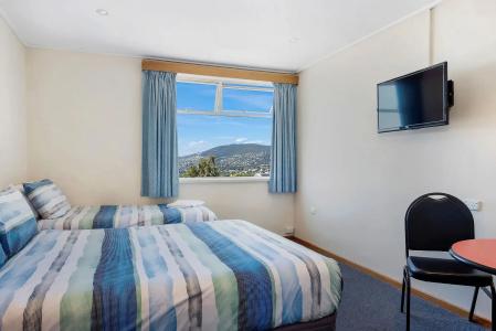Marquis Motel - 2