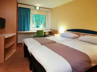 ibis Tilburg - 4