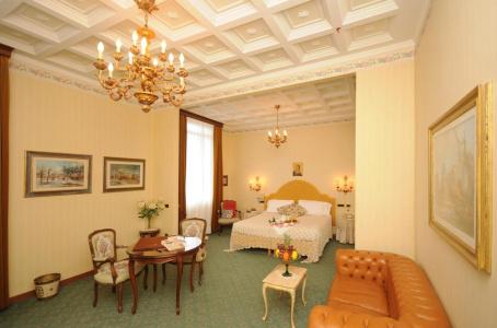 Grand Excelsior - 25