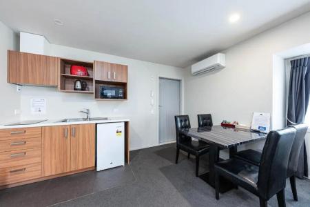 315 Riccarton - 45