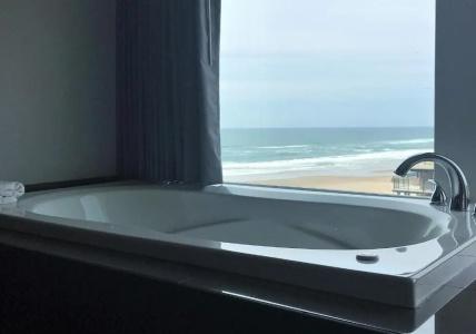 Starfish Manor Oceanfront - 110