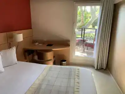 Best Western Plus Le Lavarin - 127