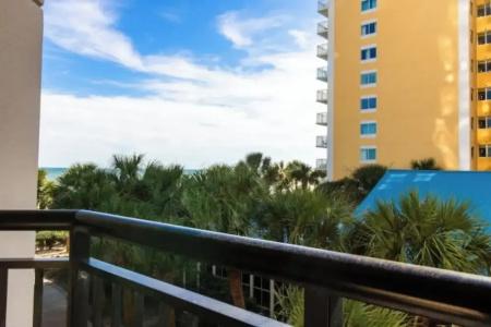 Breakers Resort - 265
