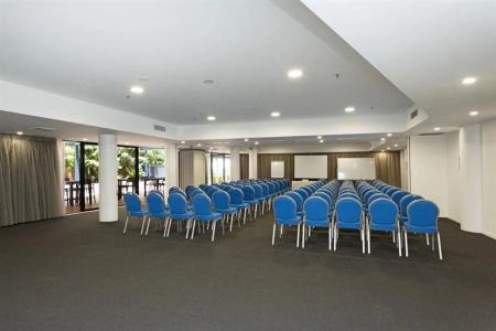 BreakFree Grand Pacific - 17