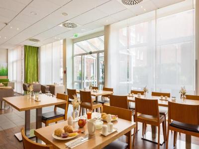 ibis Duisburg Hauptbahnhof - 18