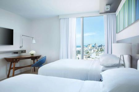 Hyatt Centric South Beach Miami - 10