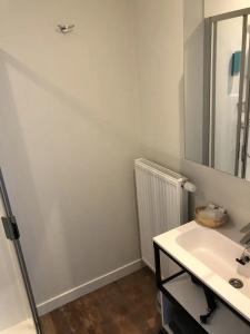 Asiris - 100