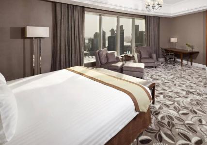 Crowne Plaza West Bay, An Ihg - 21