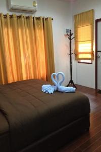Baan Golden - 180