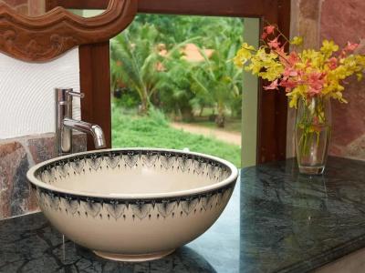 Sara Beachfront Boutique - 47