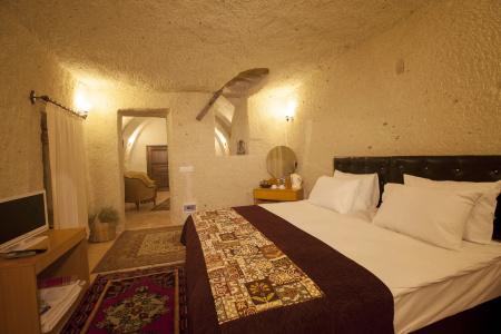 Ortahisar Cave - 3